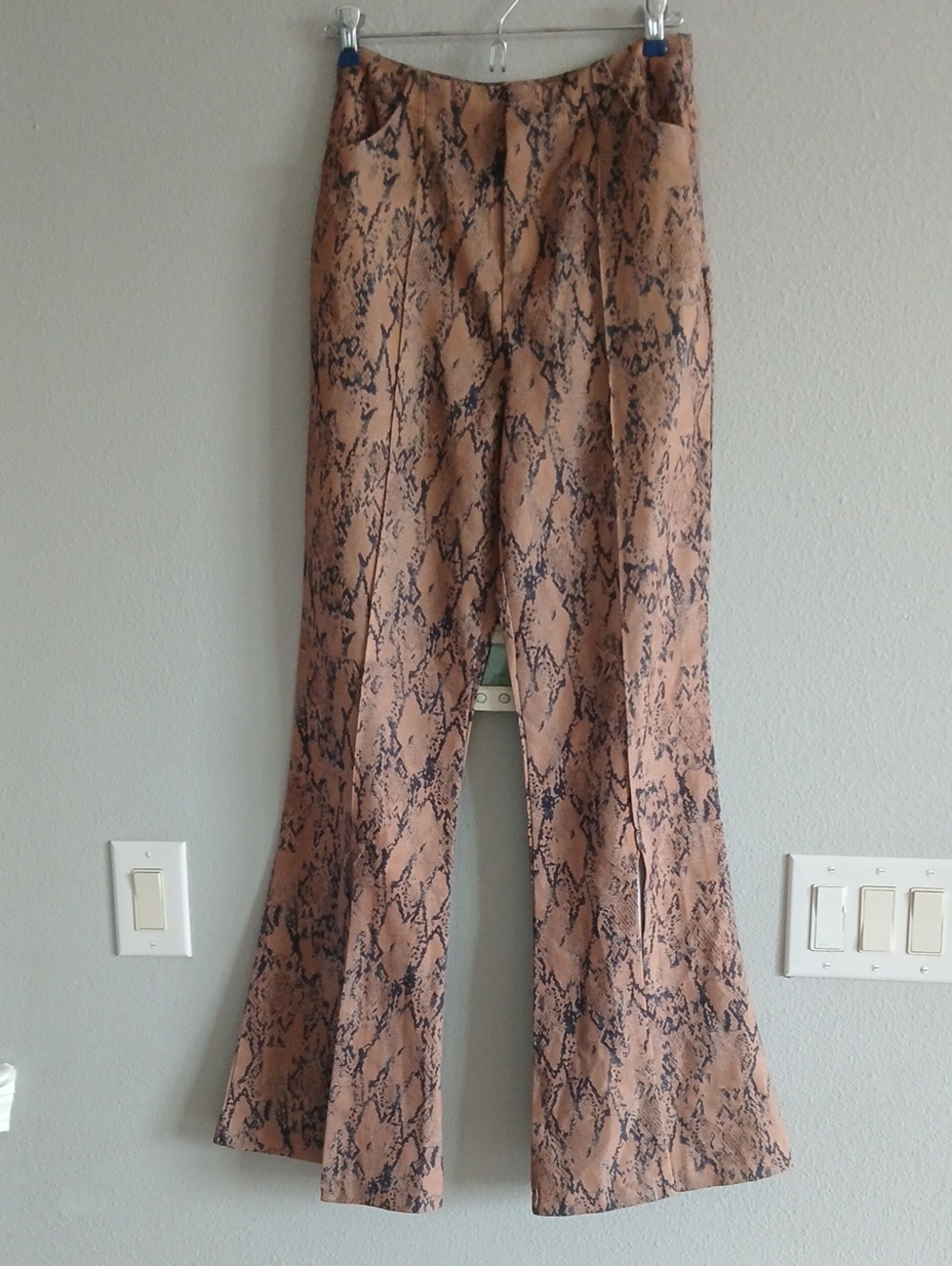 Princess Polly Slother Brown Snake-Print Flared Pants Size 4 Slit Open Party